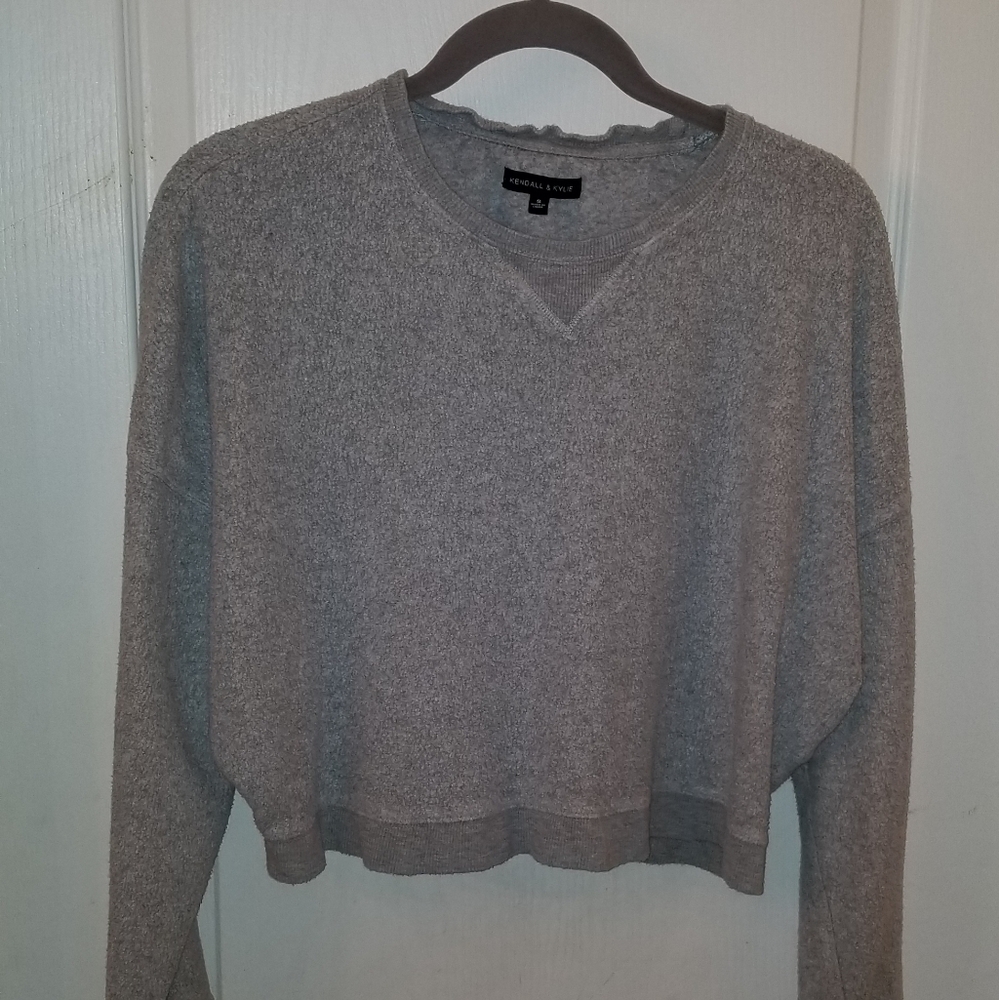 KENDALL & KYLIE Crop Sweatshirt